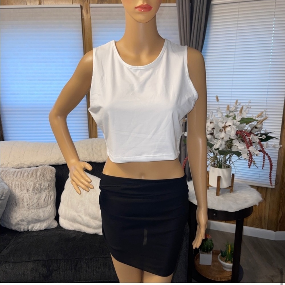 Women’s 3Pcs Solid Crop Tank Top Size M - Picture 2 of 13